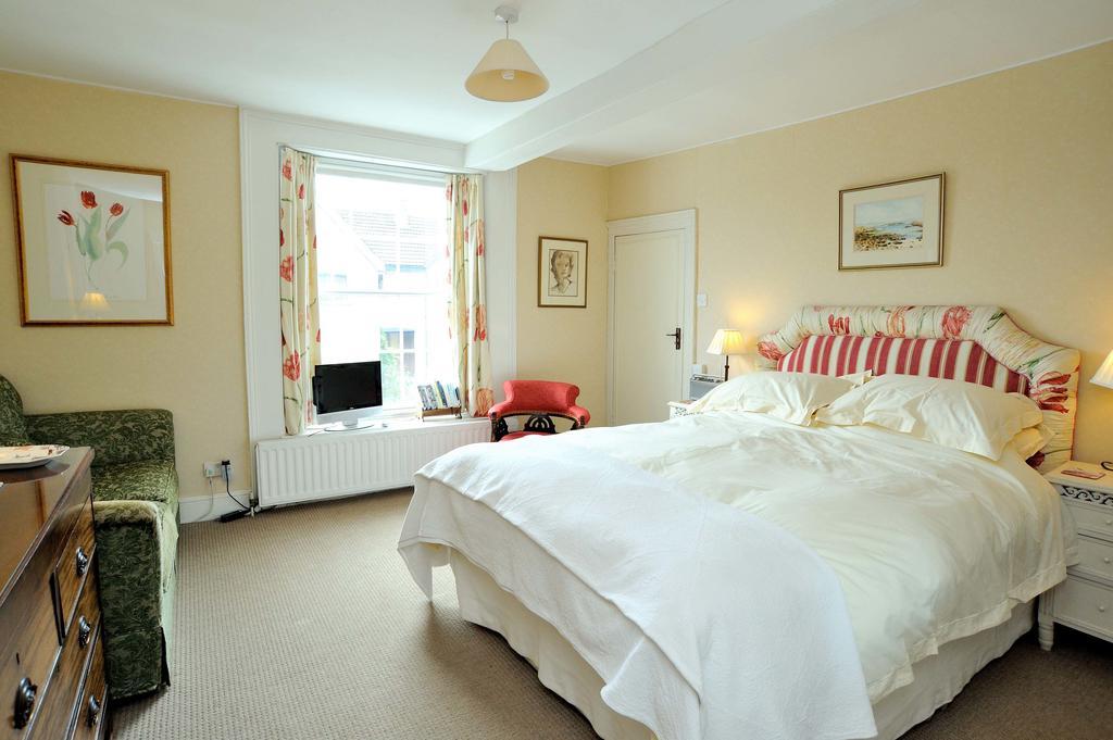 B&B Castleton House Mere  Стая снимка