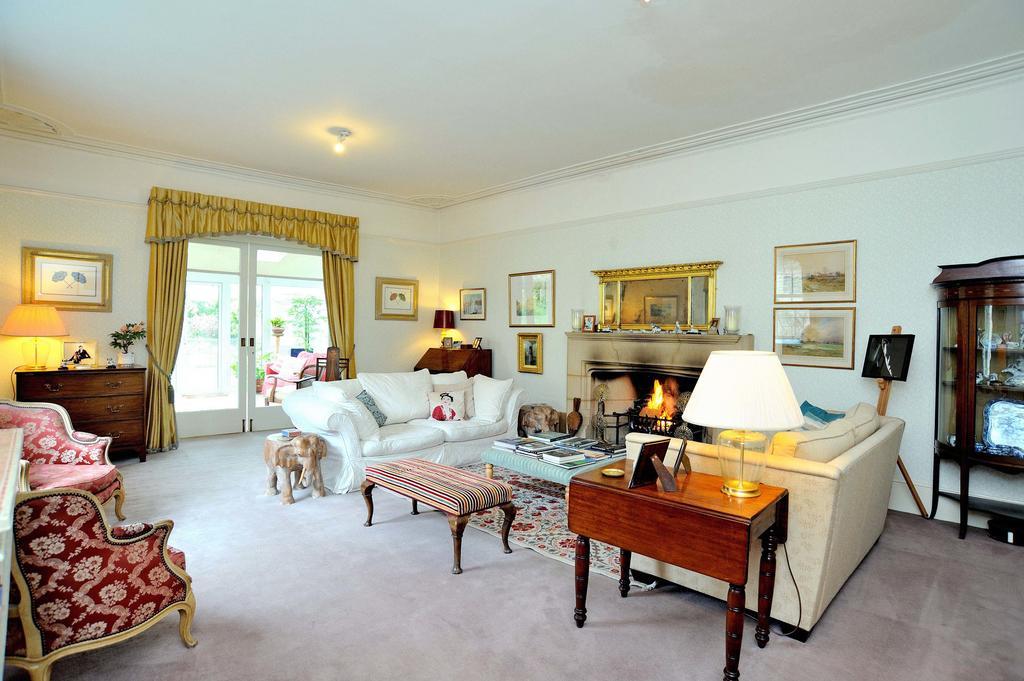 B&B Castleton House Mere  Екстериор снимка