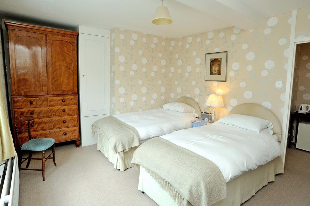 B&B Castleton House Mere  Екстериор снимка
